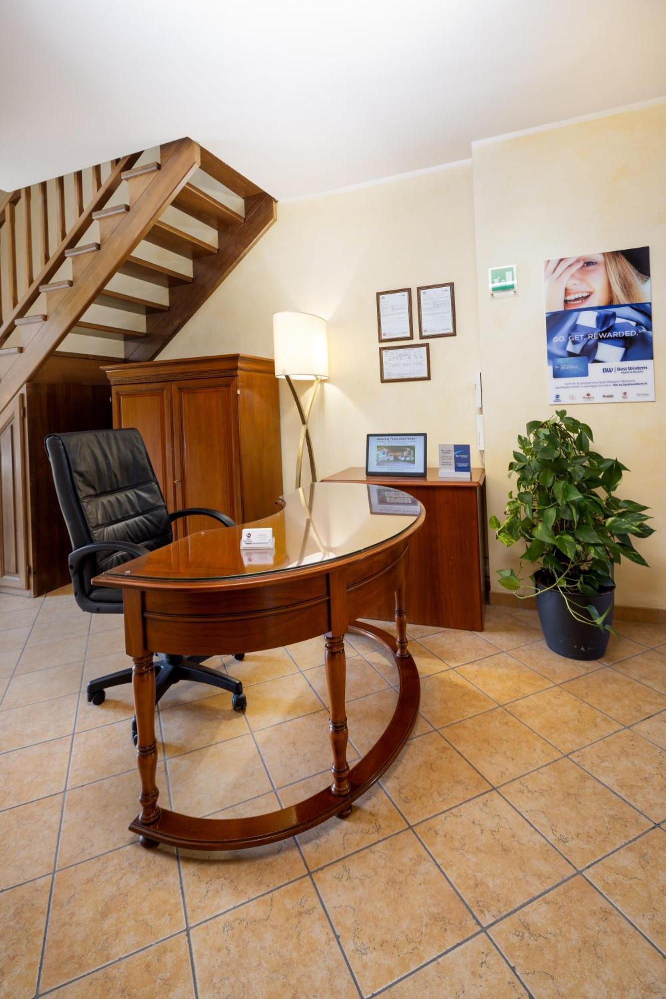 Best Western Plus Hotel Le Rondini 산프란체스코알캄포 외부 사진