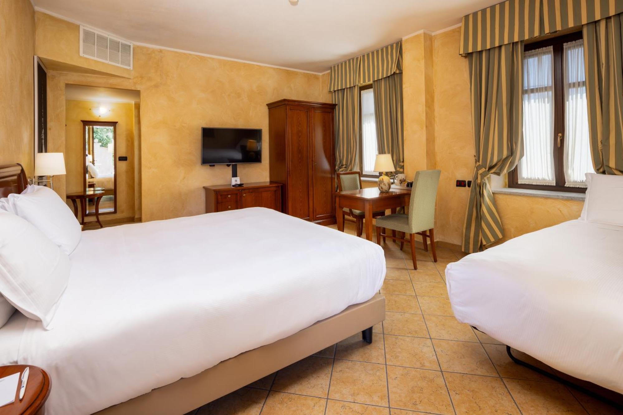 Best Western Plus Hotel Le Rondini 산프란체스코알캄포 외부 사진