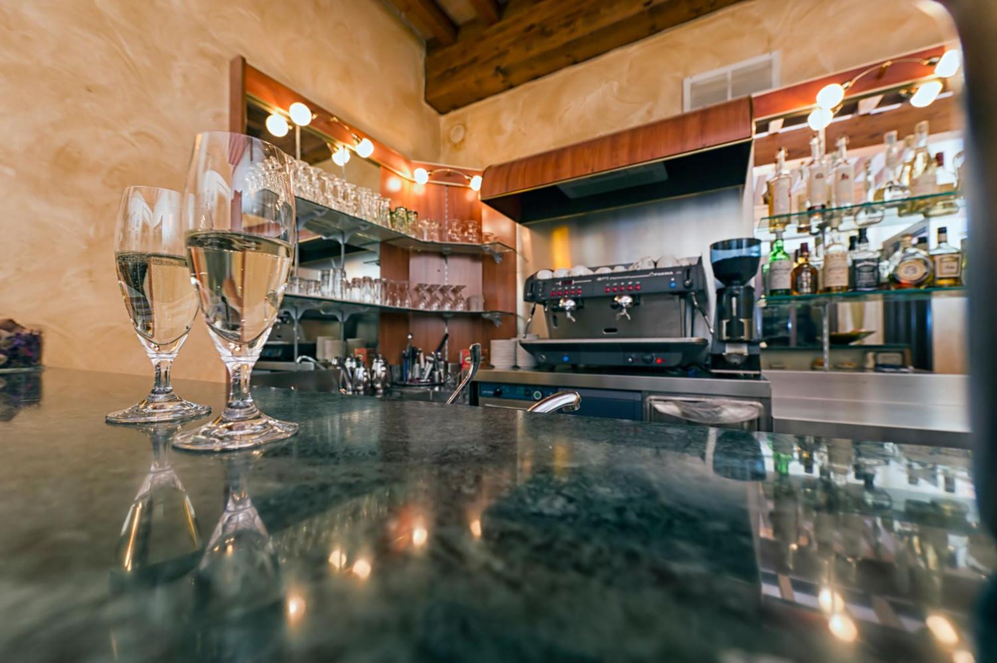 Best Western Plus Hotel Le Rondini 산프란체스코알캄포 외부 사진